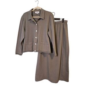 2 piece olive green jacket and skirt set. Size L.
